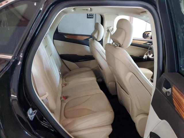5LMCJ2C92GUJ08311 - 2016 LINCOLN MKC SELECT Schwarz Foto 11