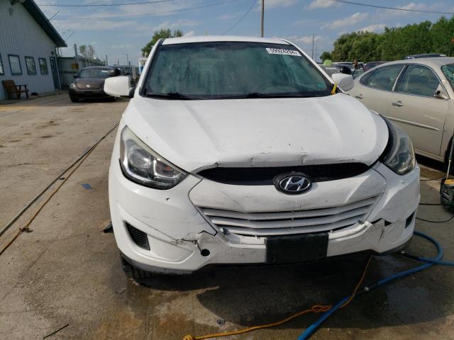 KM8JT3AF5FU011301 - 2015 HYUNDAI TUCSON GLS WHITE photo 5