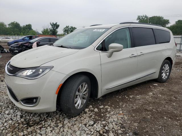 2017 CHRYSLER PACIFICA TOURING L, null