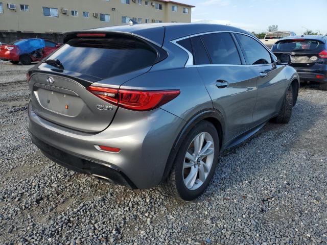 SJKCH5CP3JA056194 - 2018 INFINITI QX30 BASE SILVER photo 4