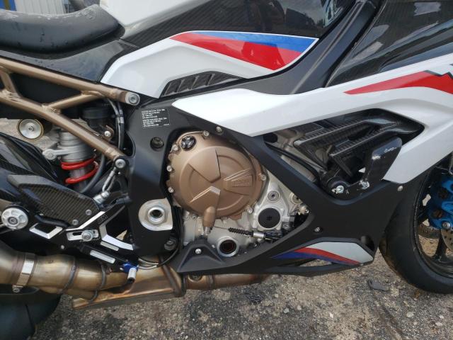 WB10E2300N6F20633 - 2022 BMW S 1000 RR TWO TONE photo 7