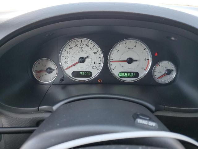 2C4GP54L45R317062 - 2005 CHRYSLER TOWN & COU TOURING 银色 照片 9