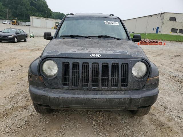 1J4GK38K85W650029 - 2005 JEEP LIBERTY RENEGADE BLACK photo 5