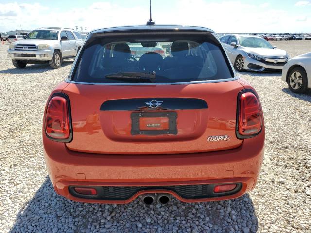 WMWXU3C54K2F51986 - 2019 MINI COOPER S ORANGE photo 6