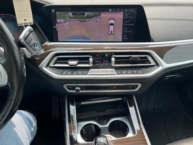 5UXCX4C55KLS38210 - 2019 BMW X7 XDRIVE50I WHITE photo 10