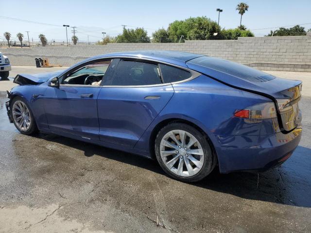 5YJSA1E24JF246719 - 2018 TESLA MODEL S BLUE photo 2