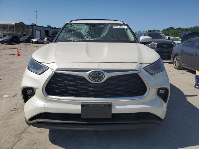 5TDHZRBH5MS528068 - 2021 TOYOTA HIGHLANDER XLE WHITE photo 5
