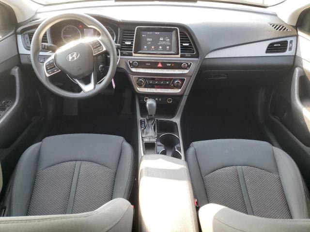 5NPE24AF1KH786228 - 2019 HYUNDAI SONATA SE WHITE photo 8