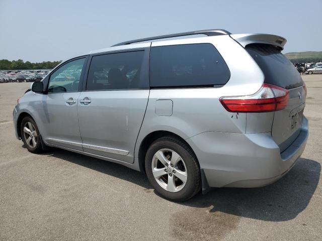 5TDKK3DCXGS735567 - 2016 TOYOTA SIENNA LE SILVER photo 2
