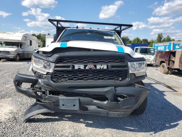 3C7WRMCLXLG105340 - 2020 RAM 5500 Ağ foto 5