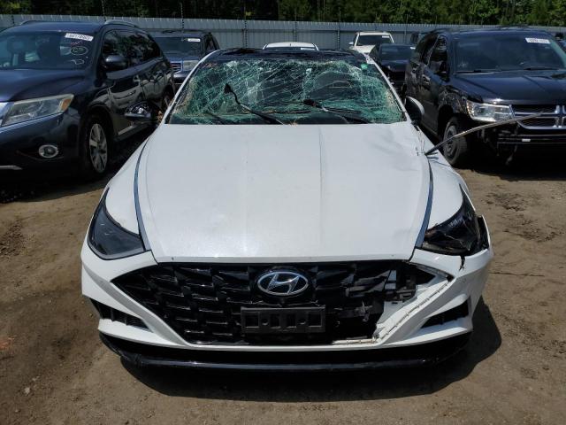 5NPEH4J28LH017965 - 2020 HYUNDAI SONATA LIMITED WHITE photo 5