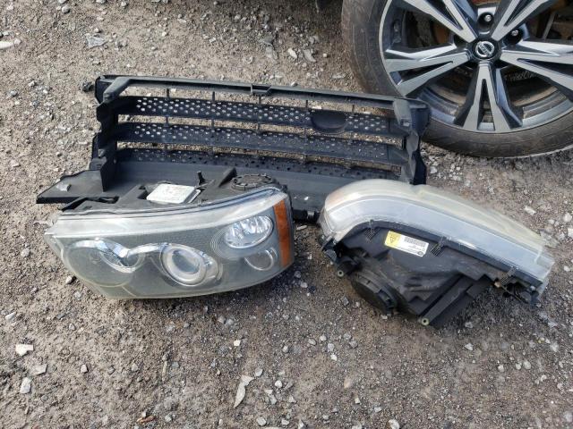 SALSF25459A215176 - 2009 LAND ROVER RANGE ROVE HSE WHITE photo 9