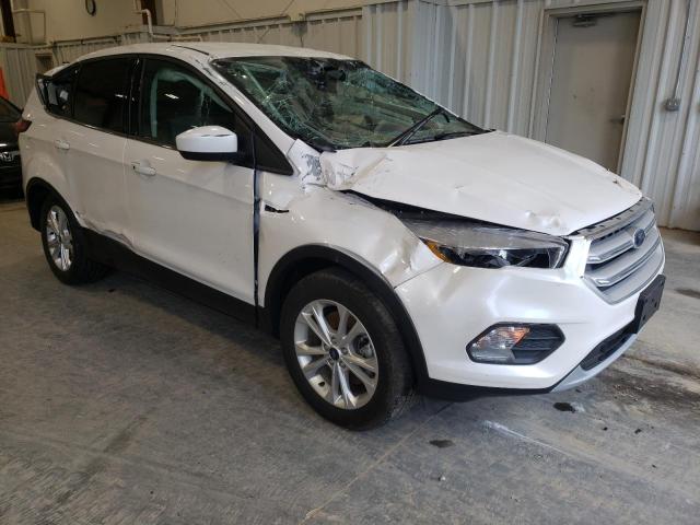 1FMCU9GD3KUA45052 - 2019 FORD ESCAPE SE WHITE photo 4