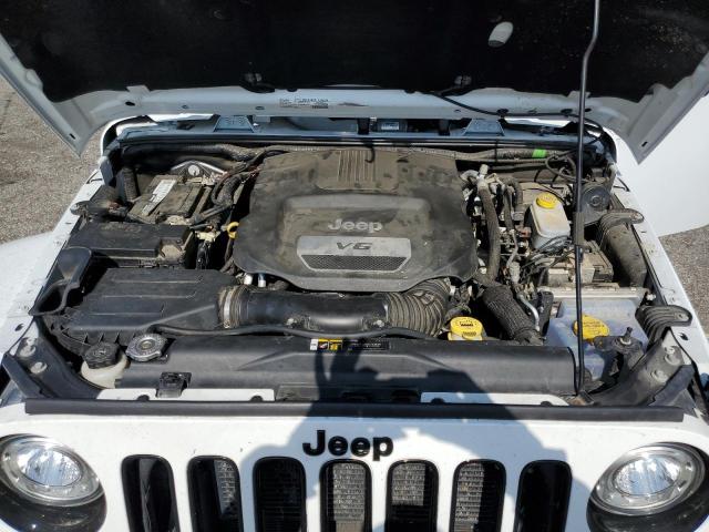 1C4HJWEG9JL819825 - 2018 JEEP WRANGLER U SAHARA 白色 照片 12