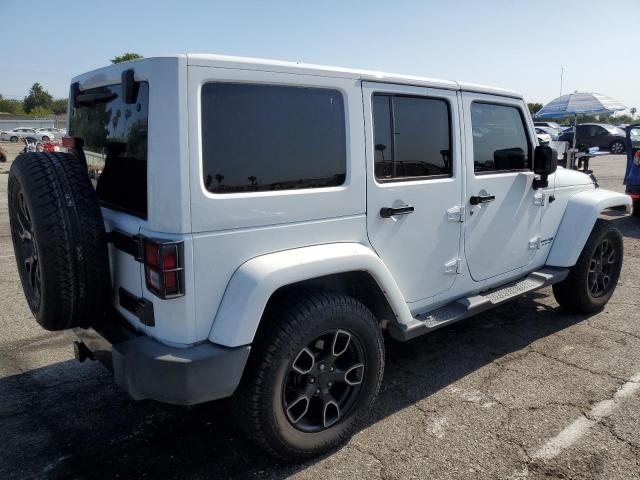 1C4HJWEG9JL819825 - 2018 JEEP WRANGLER U SAHARA 白色 照片 3
