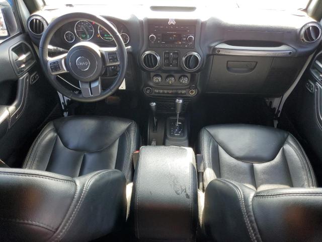 1C4HJWEG9JL819825 - 2018 JEEP WRANGLER U SAHARA 白色 照片 8