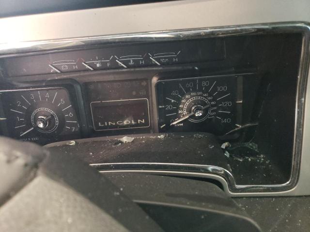 5LMFU28528LJ05278 - 2008 LINCOLN NAVIGATOR შავი ფოტო 9