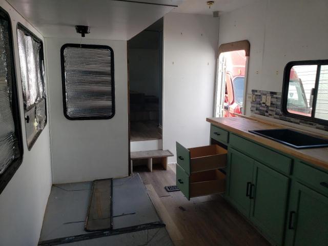 4X4FCTE288Y200452 - 2008 FOREST RIVER WOLF PACK 285WP WHITE photo 5