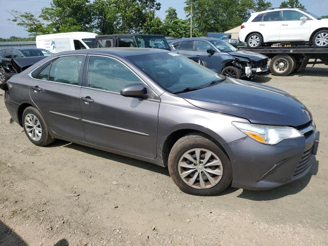 4T1BF1FKXHU353027 - 2017 TOYOTA CAMRY LE 灰色 照片 4