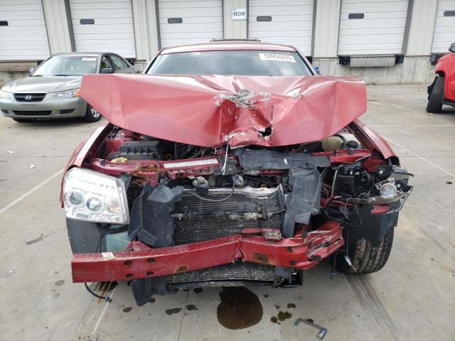 2D8GV58215H535605 - 2005 DODGE MAGNUM R/T RED photo 5