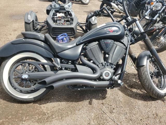 5VPWB36N3F3042079 - 2015 VICTORY MOTORCYCLES HIGH-BALL Schwarz Foto 6