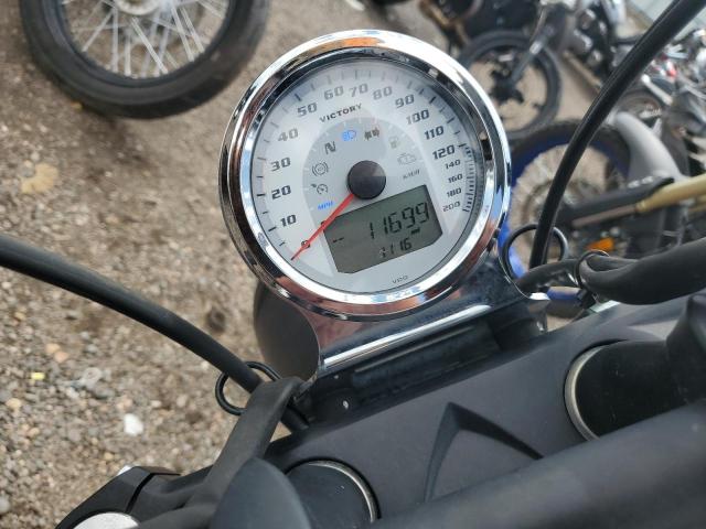 5VPWB36N3F3042079 - 2015 VICTORY MOTORCYCLES HIGH-BALL Schwarz Foto 8