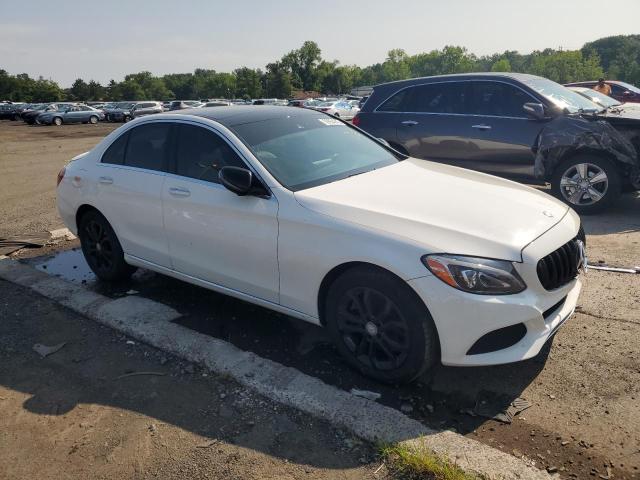 WDDWF4KBXGR141250 - 2016 MERCEDES-BENZ C 300 4MATIC WHITE photo 4