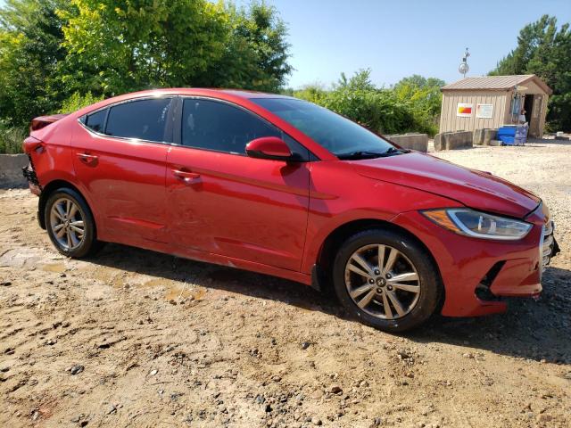 KMHD84LFXHU211109 - 2017 HYUNDAI ELANTRA SE RED photo 4