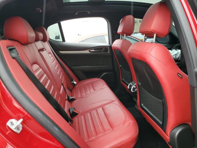 ZASPAKBN8N7D28563 - 2022 ALFA ROMEO STELVIO TI RED photo 10