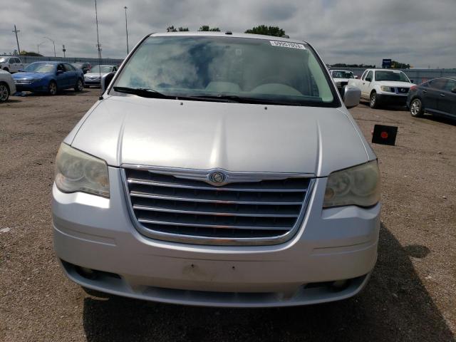 2A4RR5DX3AR201085 - 2010 CHRYSLER TOWN & COU TOURING Gümüş foto 5