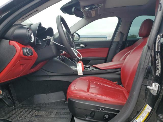 ZARFAEBN7J7581475 - 2018 ALFA ROMEO GIULIA 黑色 照片 7