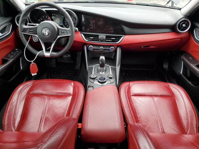 ZARFAEBN7J7581475 - 2018 ALFA ROMEO GIULIA 黑色 照片 8