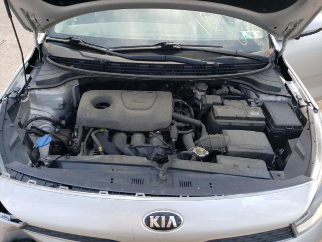 3KPA24AB0KE182587 - 2019 KIA RIO S SILVER photo 11