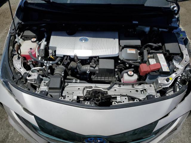 JTDKARFP4K3111425 - 2019 TOYOTA PRIUS PRIM SILVER photo 11