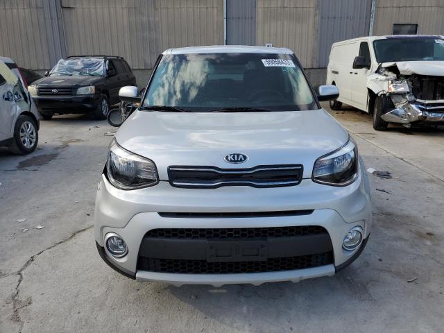 KNDJP3A57K7661529 - 2019 KIA SOUL + SILVER photo 5