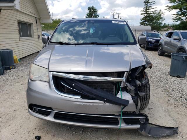 2C4RC1BG5DR744574 - 2013 CHRYSLER TOWN & COU TOURING 银色 照片 5