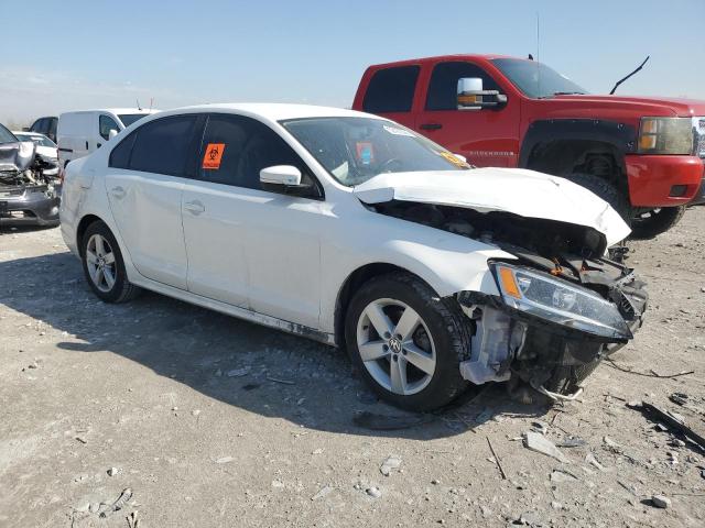 3VW3L7AJ4CM468395 - 2012 VOLKSWAGEN JETTA TDI WHITE photo 4
