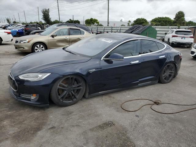2014 TESLA MODEL S, null