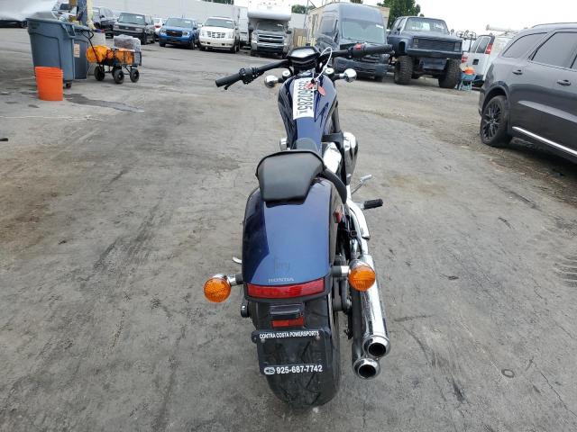 JH2SC6145KK400025 - 2019 HONDA VT1300 CX ლურჯი ფოტო 4