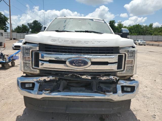 1FT7W2BT3JEC90089 - 2018 FORD F250 SUPER DUTY WHITE photo 5