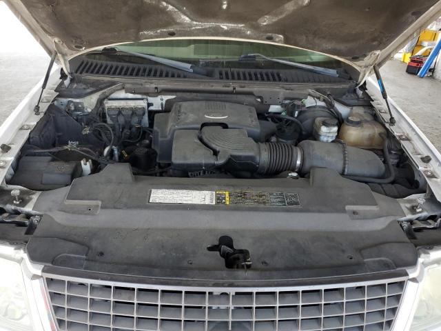 1FMPU16L13LC58455 - 2003 FORD EXPEDITION XLT WHITE photo 12