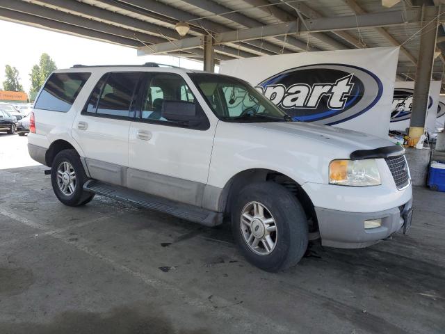 1FMPU16L13LC58455 - 2003 FORD EXPEDITION XLT WHITE photo 4