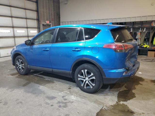 JTMBFREVXHJ710898 - 2017 TOYOTA RAV4 LE Azul foto 2