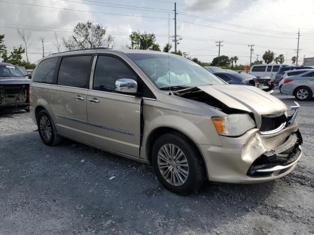 2C4RC1CGXDR769856 - 2013 CHRYSLER TOWN & COU TOURING L TAN photo 4