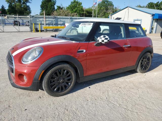 WMWXP5C59J2H29280 - 2018 MINI COOPER RED photo 1