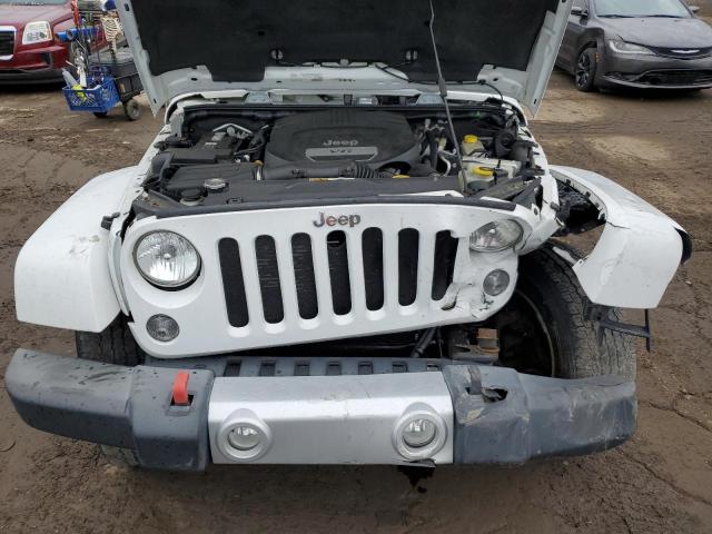 1C4BJWEG5FL703955 - 2015 JEEP WRANGLER U SAHARA WHITE photo 11