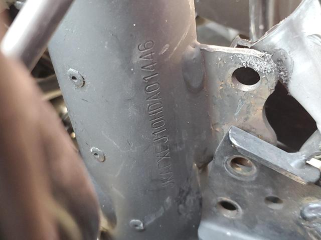 JKAEXEJ10HDA01446 - 2017 KAWASAKI EX650 J შავი ფოტო 9