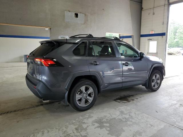 4T3RWRFV7RU136163 - 2024 TOYOTA RAV4 XLE GRAY photo 3