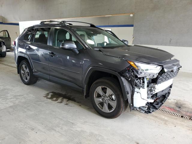4T3RWRFV7RU136163 - 2024 TOYOTA RAV4 XLE GRAY photo 4