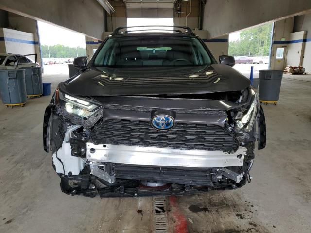 4T3RWRFV7RU136163 - 2024 TOYOTA RAV4 XLE GRAY photo 5